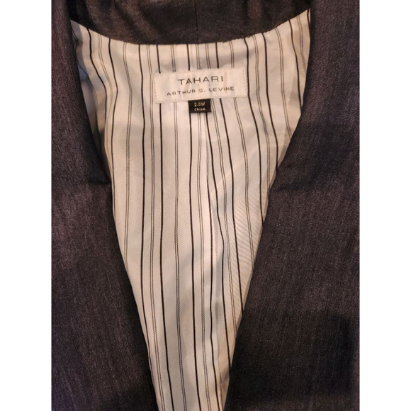 TAHARI Sz 24W 3/4 Cuffed Sleeve Denim Jacket - Picture 4 of 5